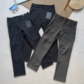 男式夹克;男式休闲裤;男式T恤