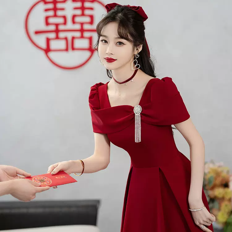 小个子酒红色结婚敬酒服新娘2025新款秋冬订婚裙中长款法式晚礼服
