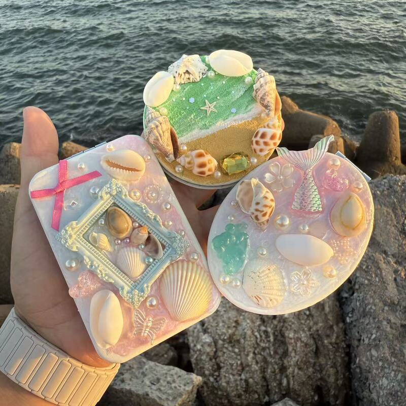 Shell Double-Sided Mirror Handmade Natural Shell Conch Portable Makeup Mirror Female Makeup Small Mirror Seaside Creative