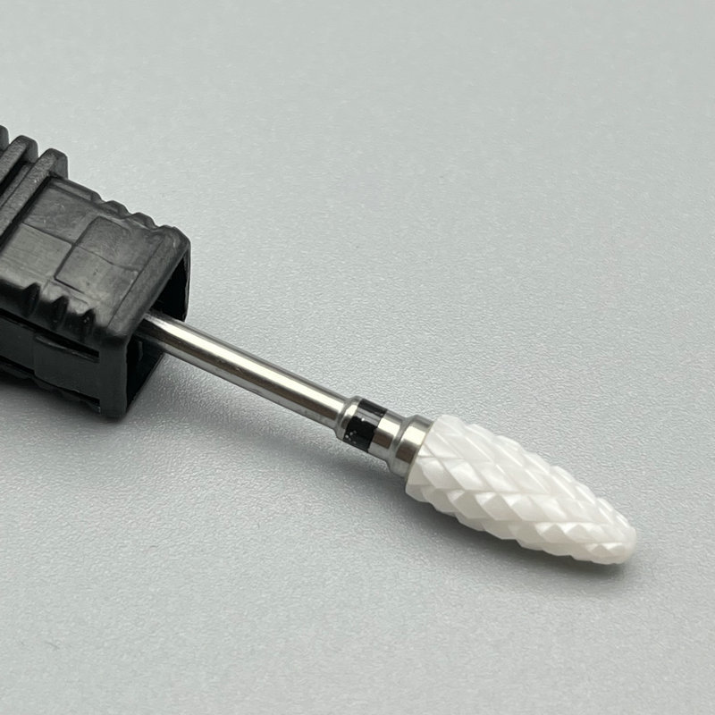 세라믹 옥수수 머리 화이트 도자기 블랙 라벨 XC