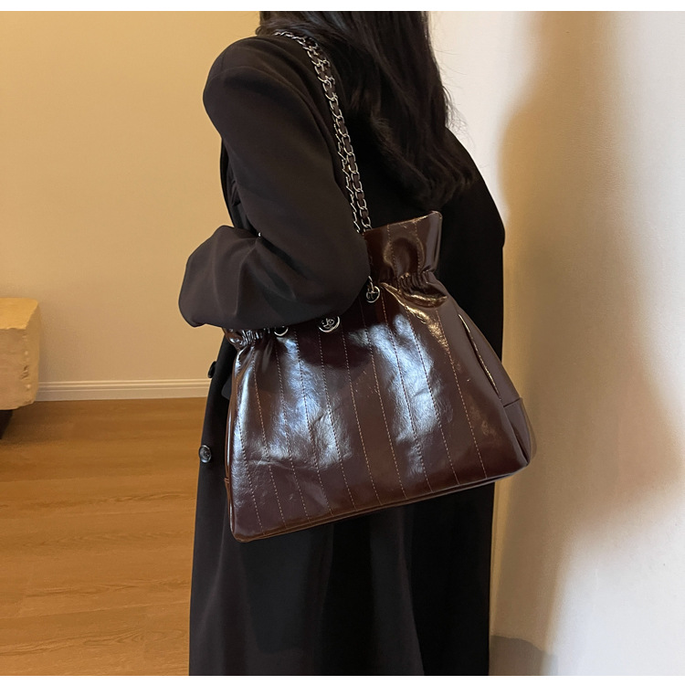 Retro dames schoudertas grote capaciteit lederen handtas_voghion.com
