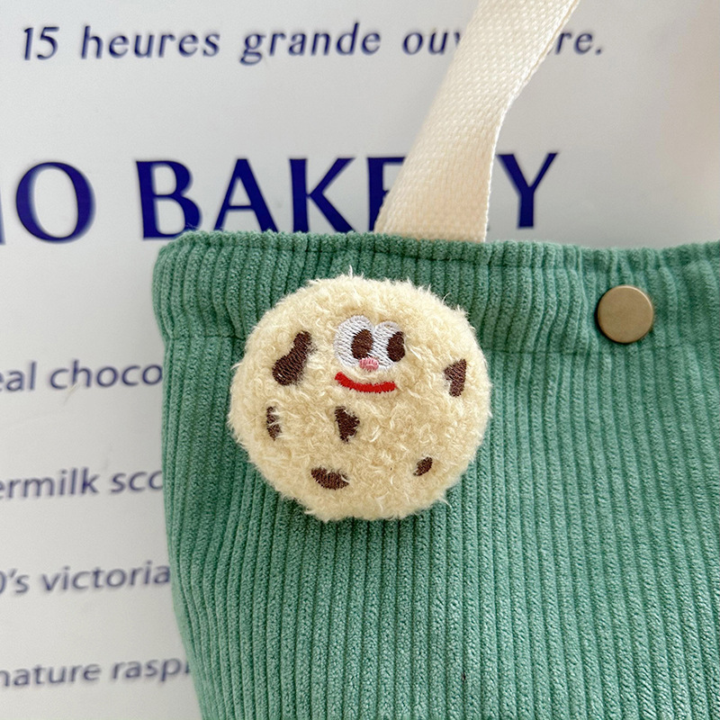 Broche de peluche lindo dibujo animado animal de moda galletas creativas nuevos accesorios de broche de peluche