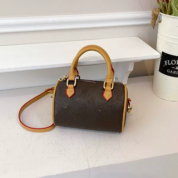Foreign Trade Hot-Selling Boston Handbag Pillow Bag, High-Quality Cross-Border Shoulder Bag, Versatile Large-Capacity Crossbody Bag for Women