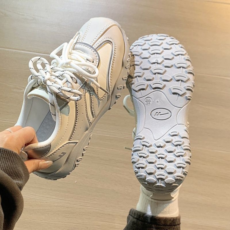 Pull Back Women's Shoes Soft Sole Wasteland Style Heightening Moral Training 2025 New Versatile Forrest Gump Shoes Casual Casual Shoes