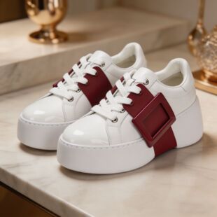 ����ƽ��rv����ˮ�С��ЬŮ����ͬ��8cm����ɸ�ٴ����e�\��Ь