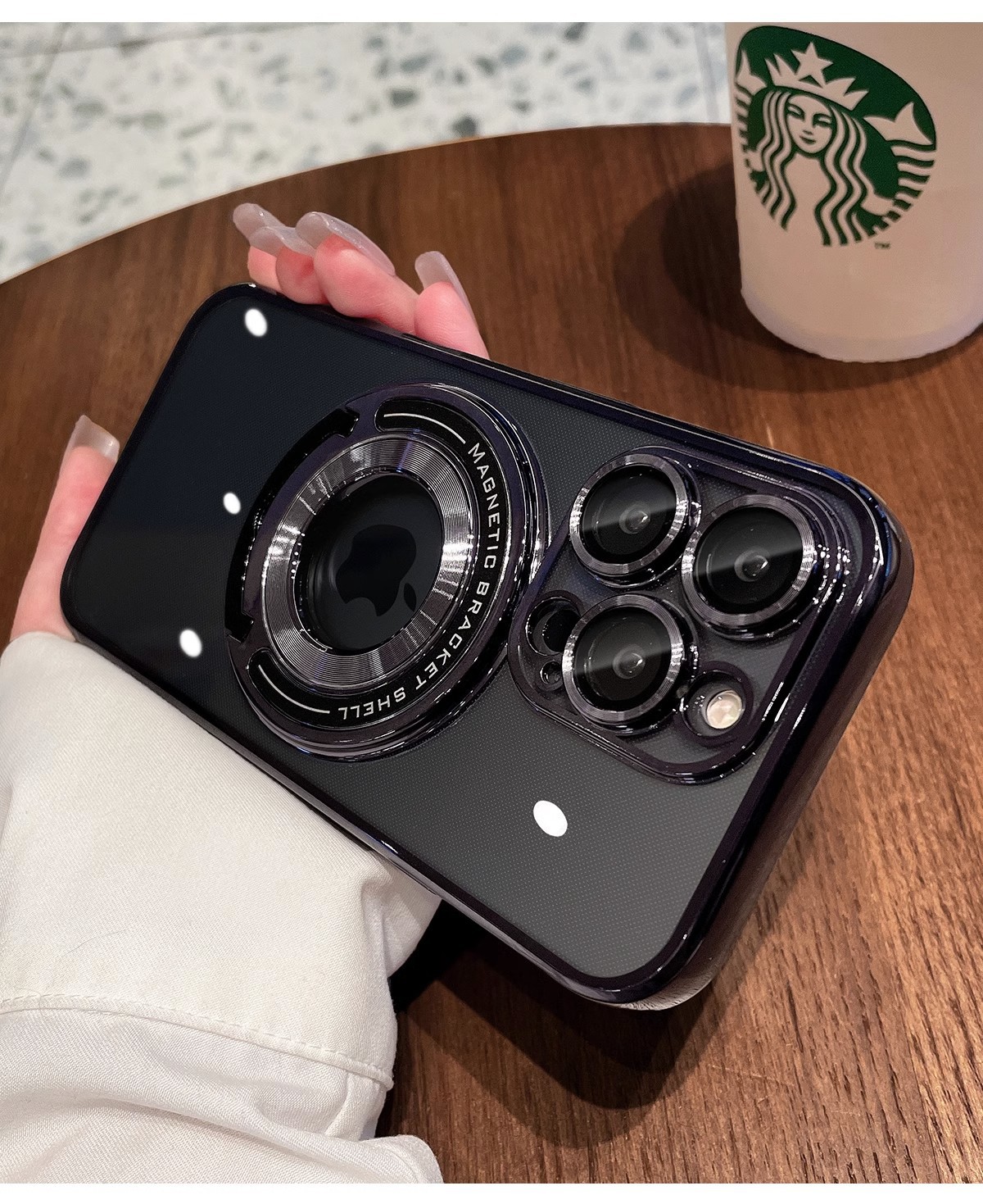 Görünmez braketli Apple 16 cep telefonu kılıfı, iPhone 15 için uygun manyetik emişli, lens filmi ve 14 ProMax koruyucu kapaklı.