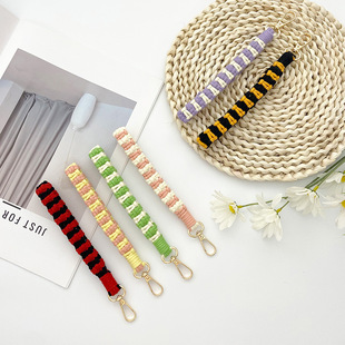 Manufacturer Supplies Hand-Woven Keychains Wholesale European and American Amazon Ins Style Handmade Bow Keychains