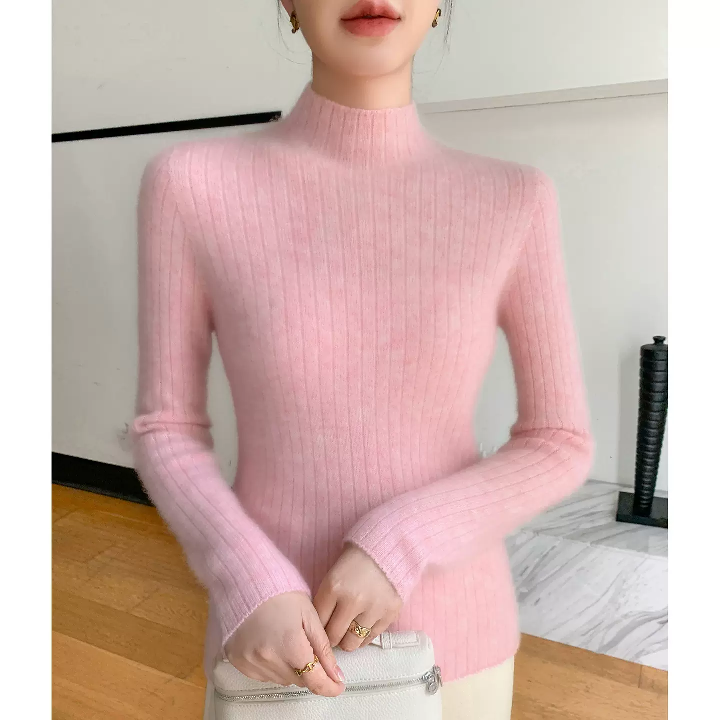 一线成衣山羊绒衫女秋冬半高领修身显瘦针织羊毛打底无缝毛衣厚款
