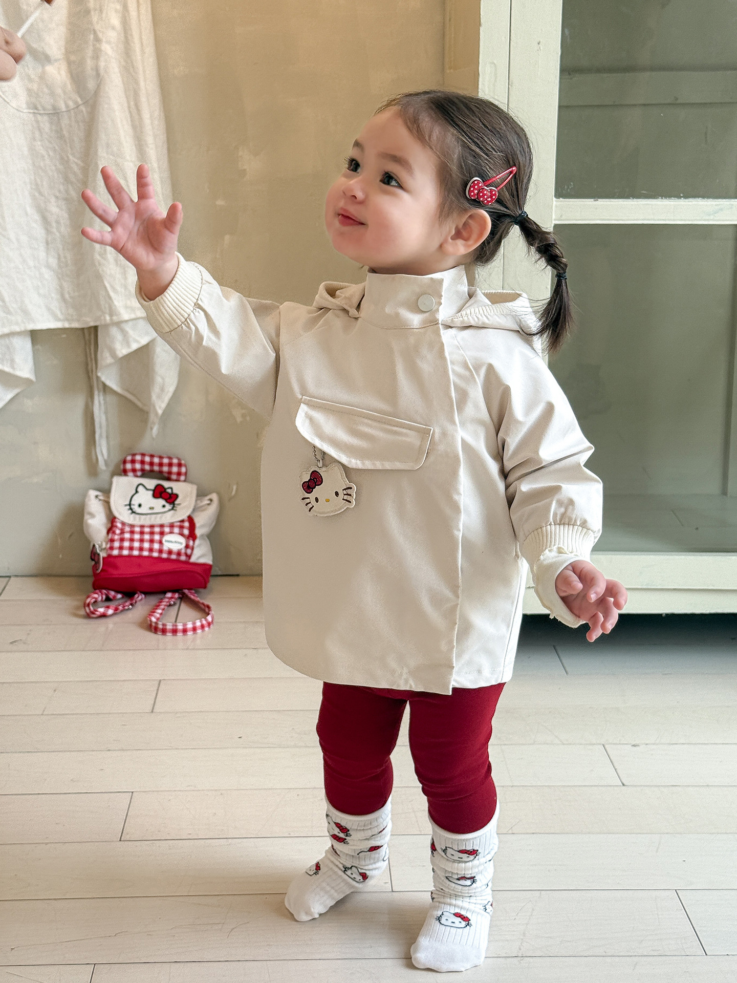 Sugar Pear ropa infantil abrigo de niñas otoño 2025 nuevo estilo para niños ropa de vestir ropa de bebé