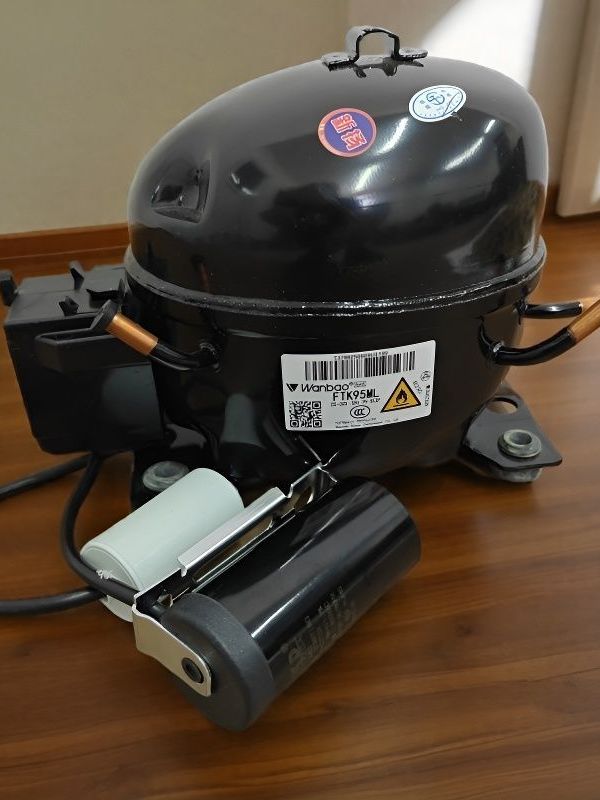 万宝R290A压缩机冰柜压缩机冰箱通用型制冷配件机组