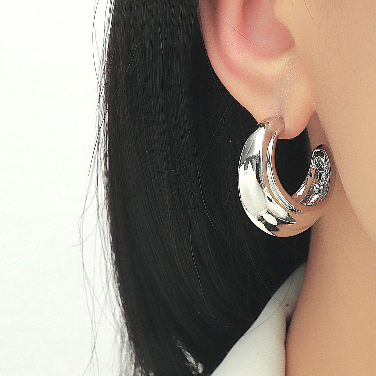 Alloy Material Geometric Pattern Fashion Geometric C-shaped Alloy Earrings