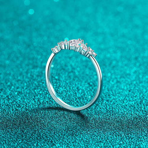 S925 sterling silver women's ring, fashionable niche design, new Valentine's Day gift for girlfriend, marquise moissanite ring