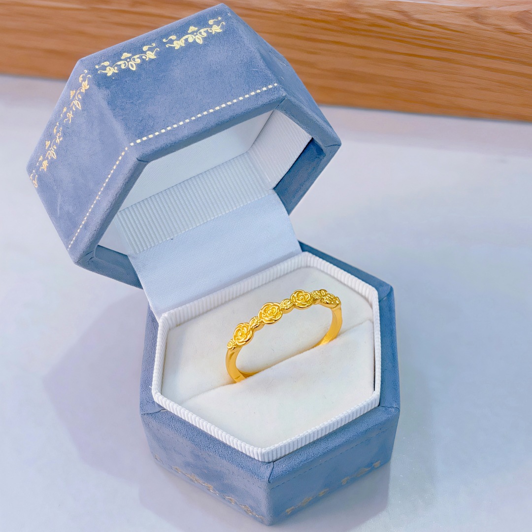 Flower branch rose ring