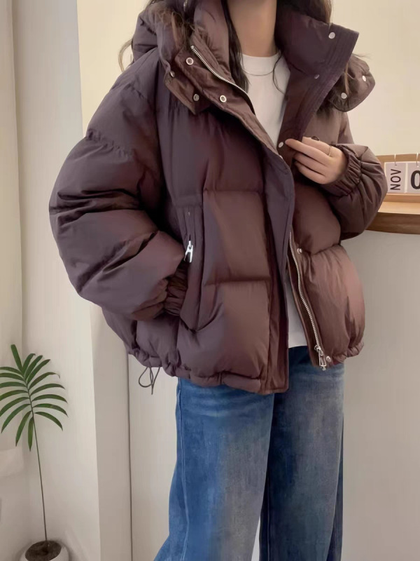 ダウンの綿服の女性の短いタイプの冬の新型のゆったりしている帽子の冬の小さい背の厚いコートのヨーロッパ駅のパンの服|undefined