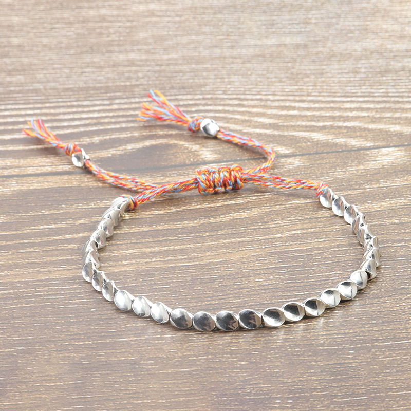 Joyería caliente transfronteriza pulsera de hilo de Wenwan tejida a mano pulsera de cuentas de cobre de forma especial cuerda de mano de borla de tirón creativo