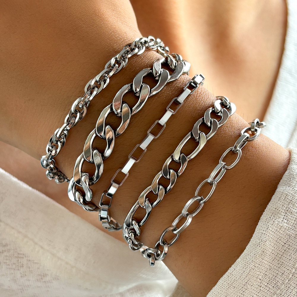 Minimalist Layered Bracelet Set For Women Stackable Jewelry_voghion.com