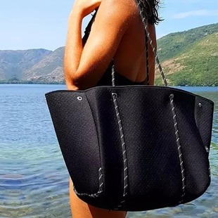 �羳�W����ˮ����������ُ�����а���ˮ��ɳ�����μ�Ů�������