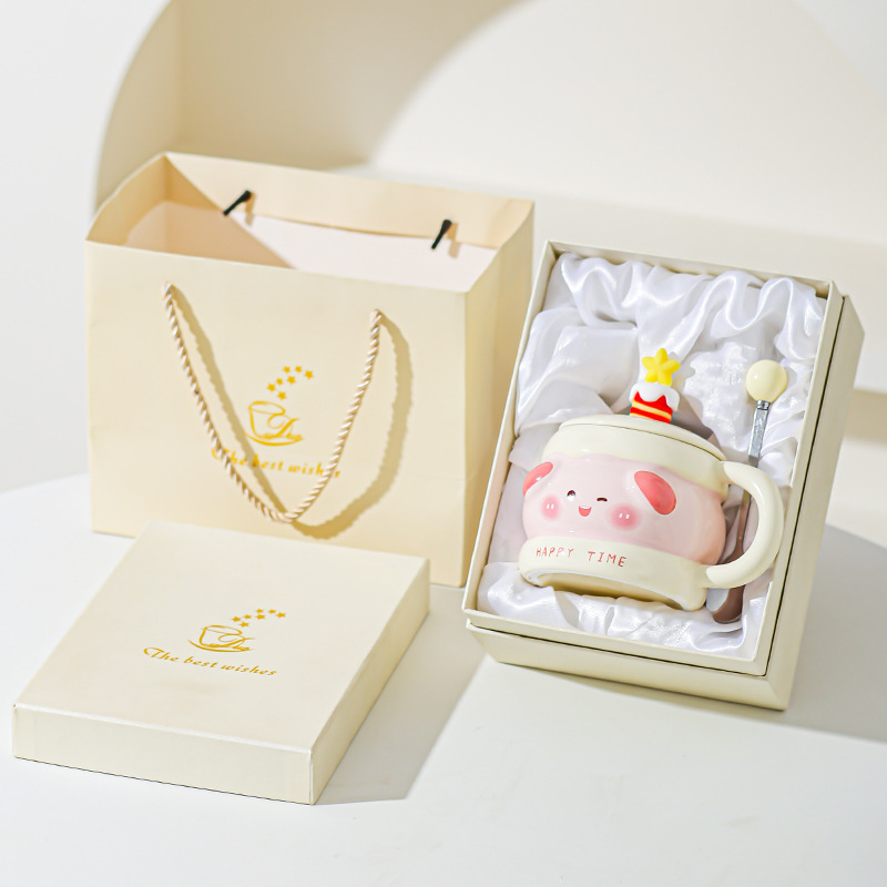 Hermosas tazas de cerámica de regalo de cumpleaños, chicas super lindas, copas de alto valor, tazas con cubierta de cucharas, regalo de mano