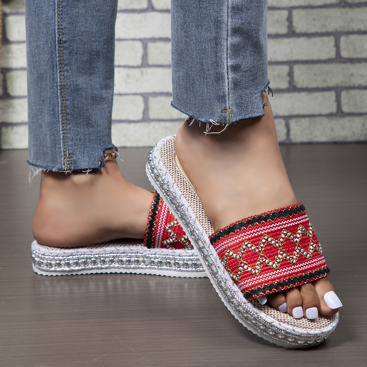Women's Vacation Ethnic Style Waves Round Toe Platform Sandals display picture 14