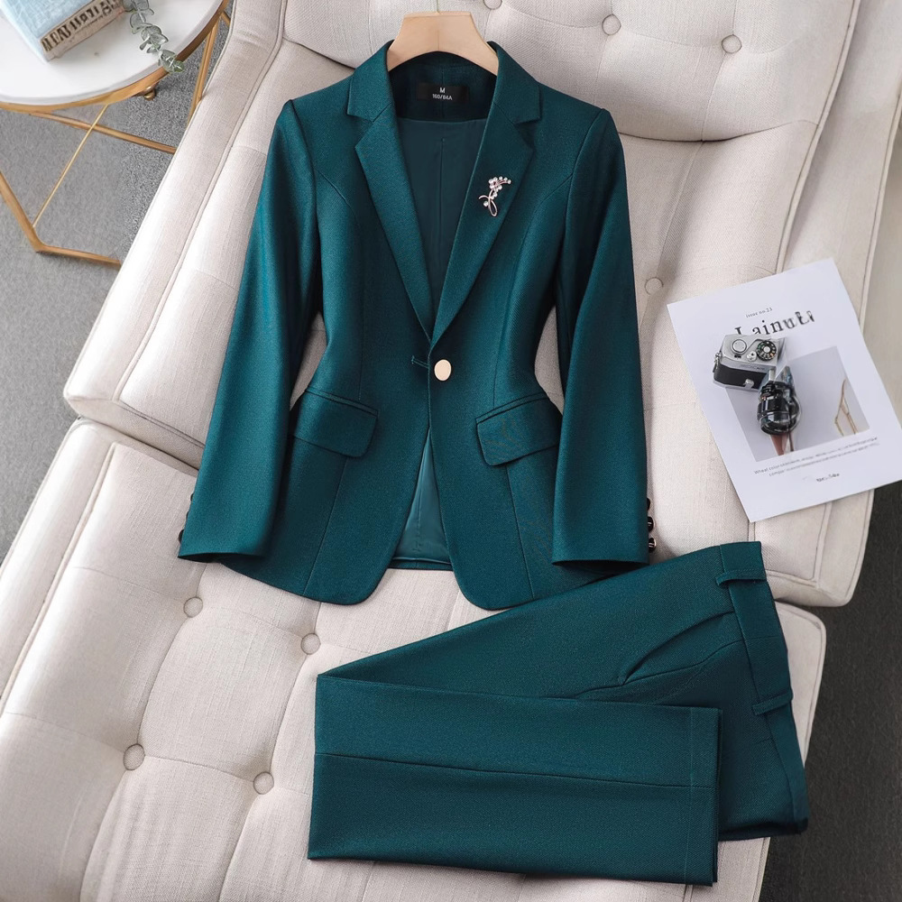 Women's professional suit set, new spring and autumn style, fashionable and elegant, goddess-like, high-end casual workwear.