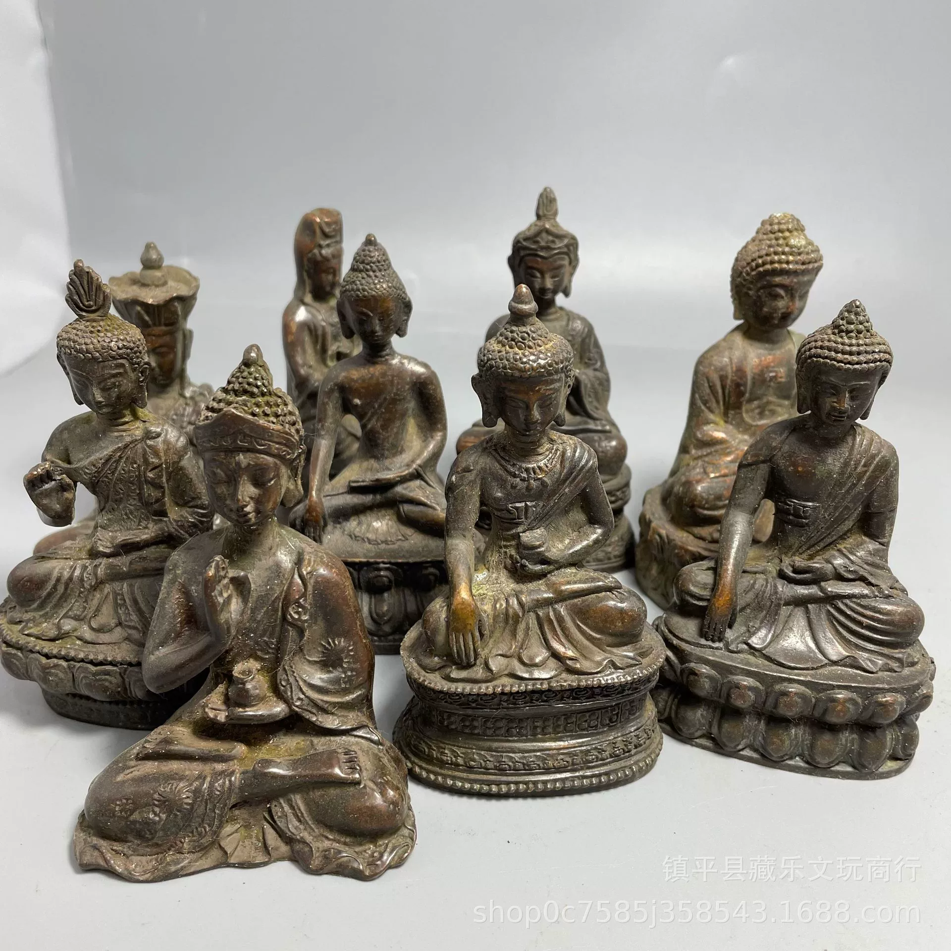 Имитация статуи Будды Цинмин оптом, антикварный старинный медный сплав, маленькая статуя Будды, уличный киоск, имитация старых товаров, медная посуда, оптовая продажа