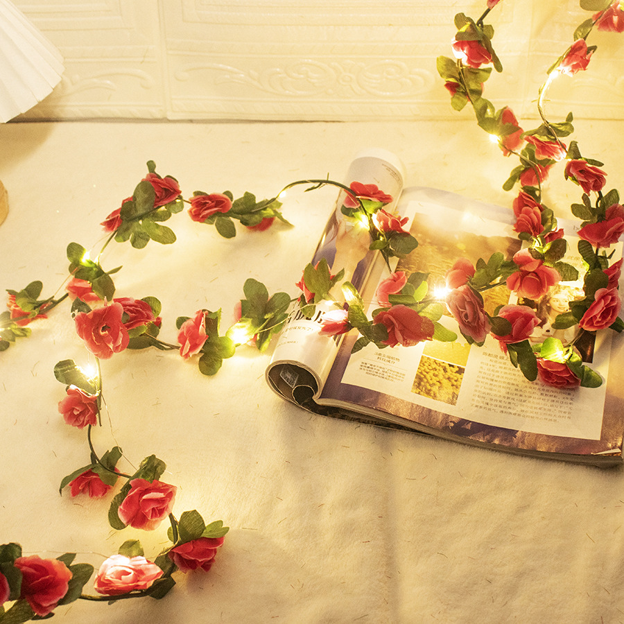 Simulación rosa lámpara de ratán decoración de ratán hotel de flores enrollado falso arte floral seda luz de colores luz intermitente decoración luz de alambre de cobre