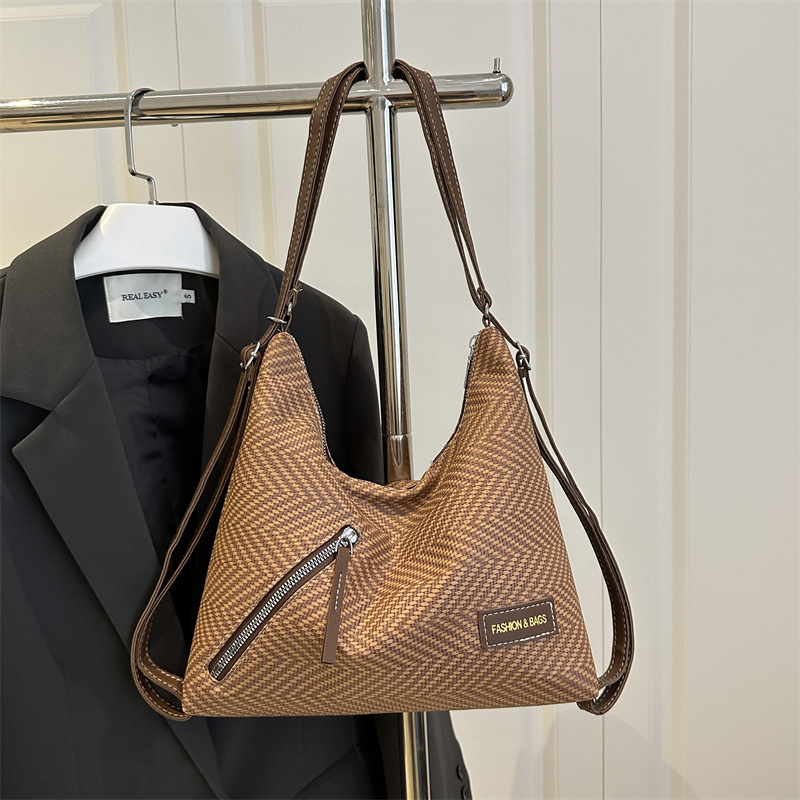 Woven Texture Straw Women's Shoulder Bag Stylish Crossbody Handbag_voghion.com