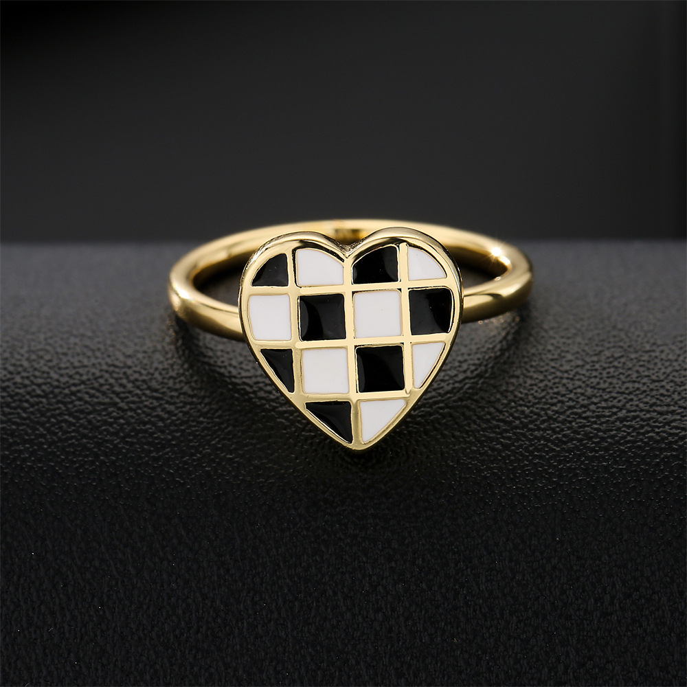 Fashion Copper Plated 18k Gold Black And White Dripping Oil Heart Open Ring Female display picture 2