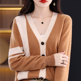 秋冬新款100羊毛V领针织开衫女时尚百搭拼色毛衣长袖羊绒衫