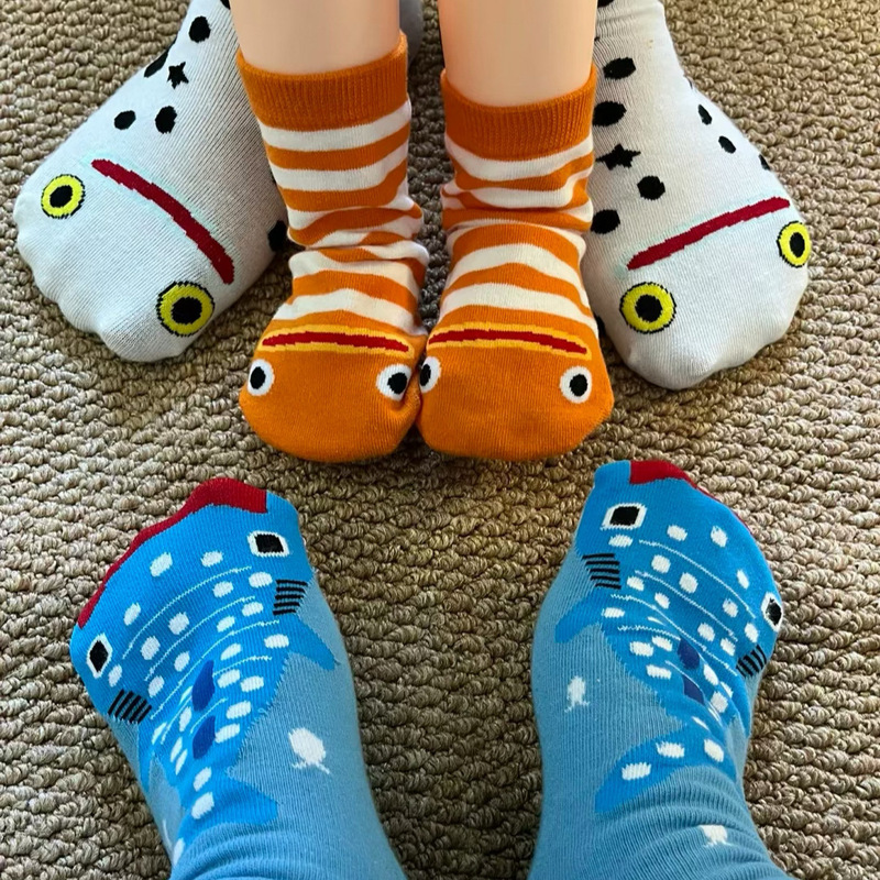 Funny Eel Socks Parent-Child Style Spring and Autumn Mid-Calf Socks Cartoon Japanese Striped Flip-Flop Split-Toe Socks Cotton Socks Cartoon Funny Eel Socks Parent-Child Style Spring and Autumn Mid-Calf Socks Cartoon Japanese Striped Flip-Flop Split-Toe Socks Cotton Socks Cartoon