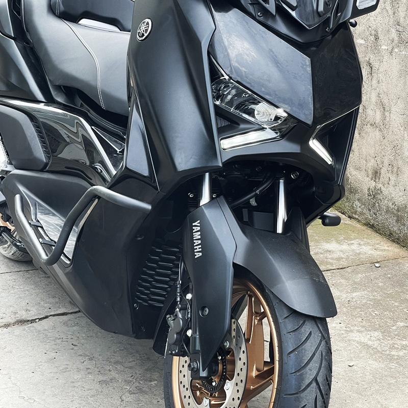 Suitable for 2023 Yamaha Xmax300 Modified Protective Bars, Body Protection Bars, Non-Damaging Installation for Motorcycles
