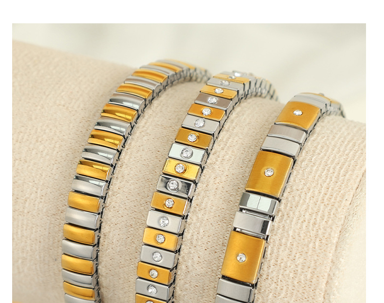 Holiday, Daily Occasion 304 Stainless Steel Material Geometric Pattern PVD Coated Real Gold Plated Geometric Titanium Steel Basic Modern Style Classic Style Waterproof Non Tarnish Rings Bracelets