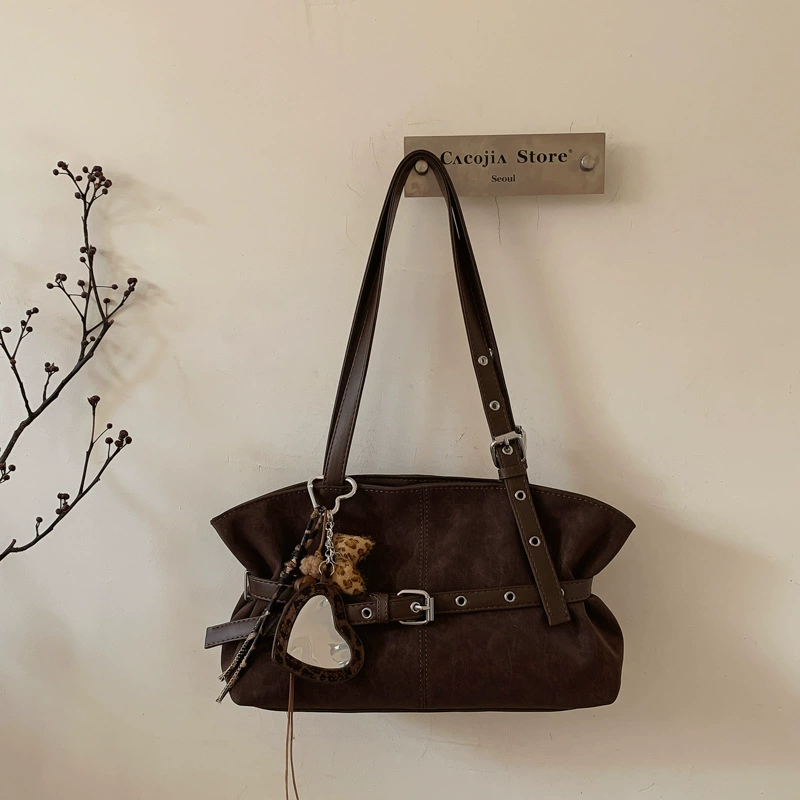 Handheld one-shoulder bag, retro capacious high-quality design