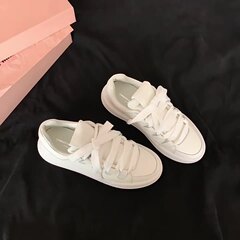 Su Yinyinと同じスタイルが入荷しました~miuシューズ牛革高さアップ万能スニーカーレディースシューズカジュアルパンシューズ厚底白靴