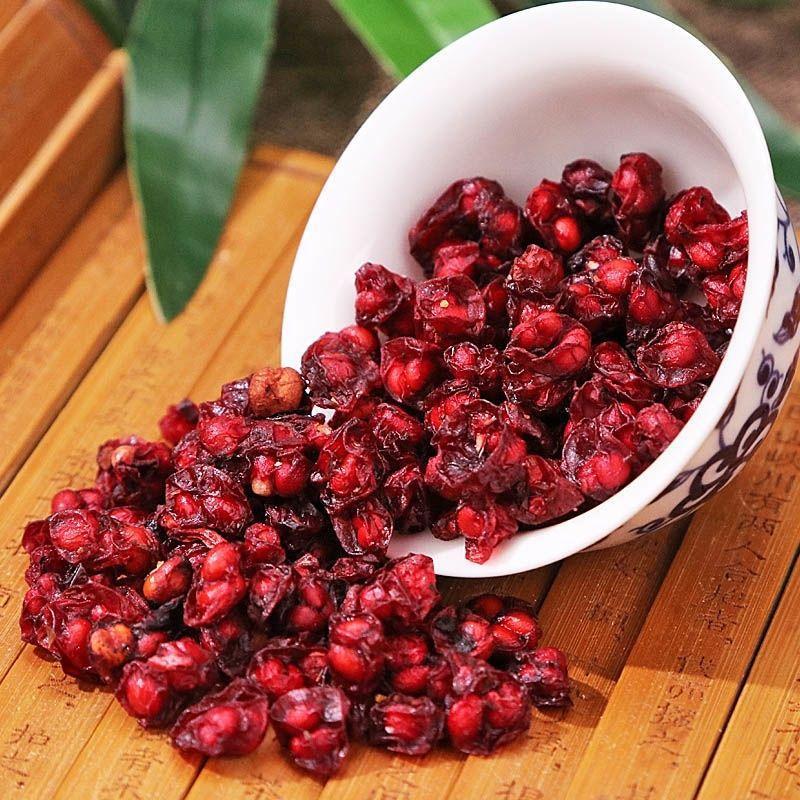 Dried Schisandra Berries Wu Wei Zi Whole Herb for Tea and Decoction 500g quality and texture