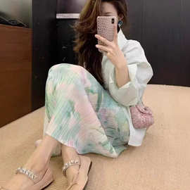 显瘦半身裙女三宅风压褶肌理感直筒裙小红书博主推荐旅游穿搭半裙