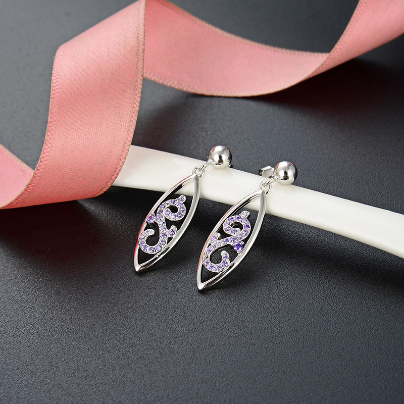 El comercio exterior de joyas de diamantes pendientes simples Corea del Sur con incrustaciones de circón s925 pendientes de plata en forma de hoja geométrica pendientes de las mujeres