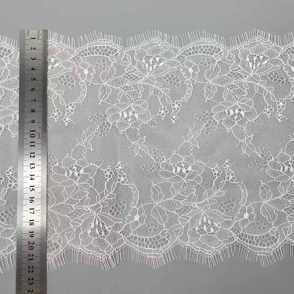 Lace white underwear for eyelashes
