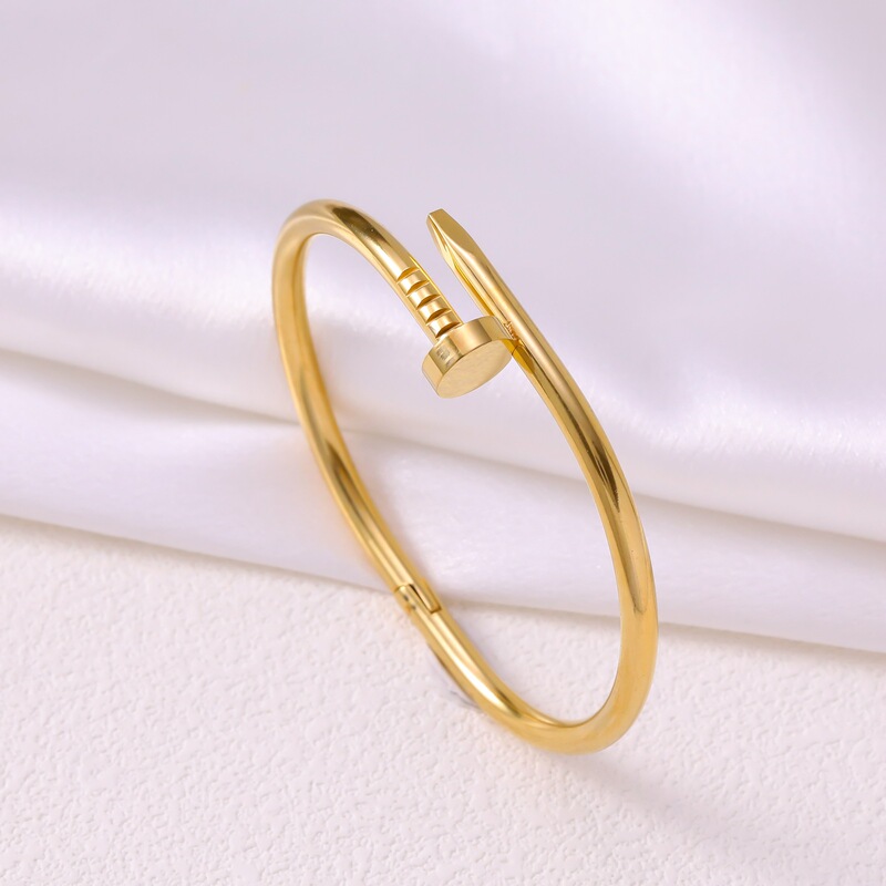Cross-Border Popular Fashion Titanium Steel Bracelet Gold Non-Fading Classic Style Bare Nail Buckle Stainless Steel Bracelet Nails