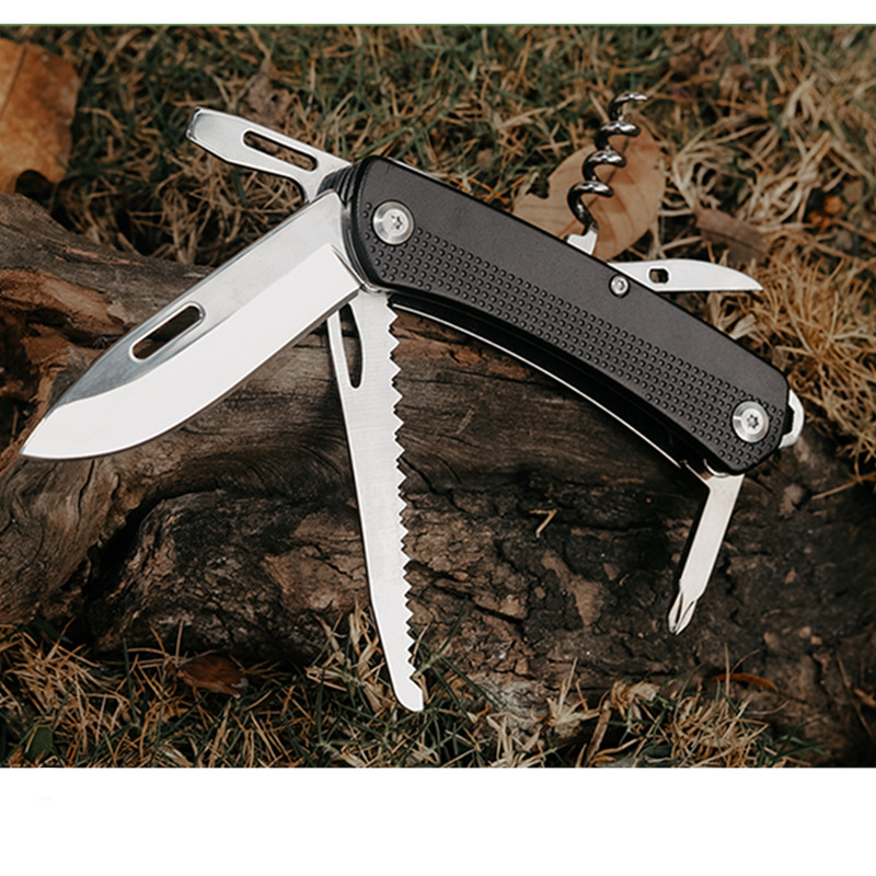 多功能瑞士刀户外折叠组合工具刀野外求生刀防身随身应急小刀