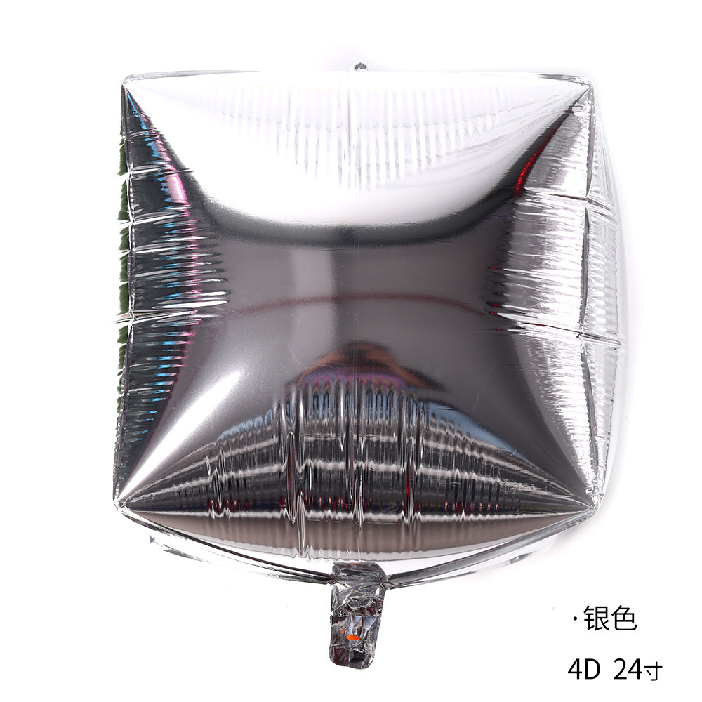 15732417859_1966551723