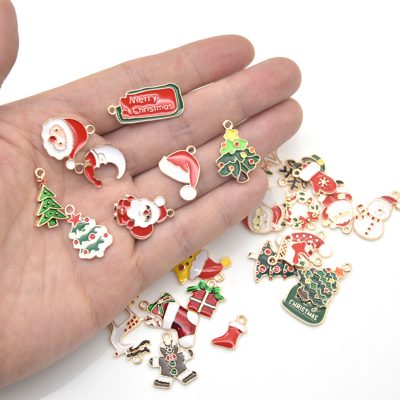 Christmas Festival Christmas Tree, Santa Claus, Christmas Socks Pattern 1 Piece Alloy Christmas Tree Santa Claus Christmas Socks Pendant