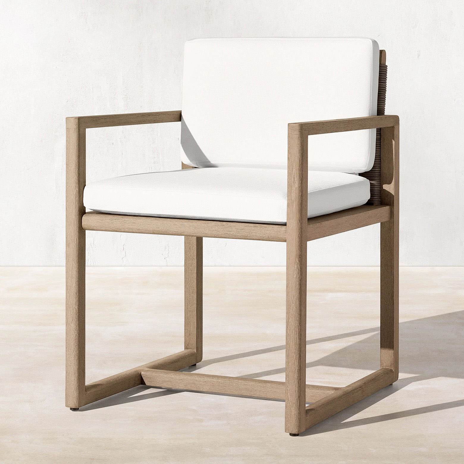 Silla de teca al aire libre silla de comedor individual impermeable, protección solar, anticorrosión, villa, patio, hotel famoso, diseñador al aire libre