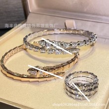 ���Ҹ߰汾�������CŮ�18Kõ��v��M��߹Ƕ�Ȧ���^�_���֭h��