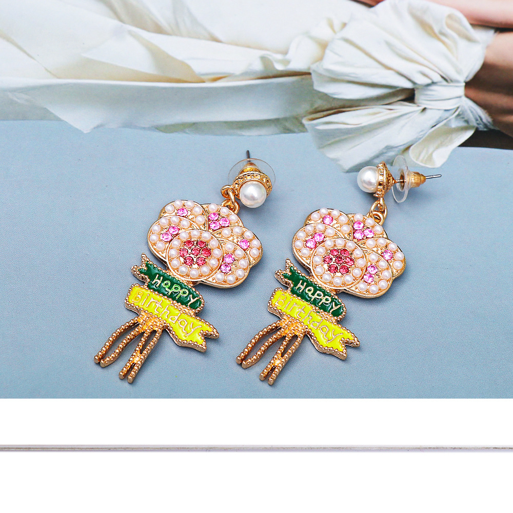 Sweet Letter Flower Alloy Drop Earrings Inlay Artificial Pearls Rhinestone Earrings display picture 4