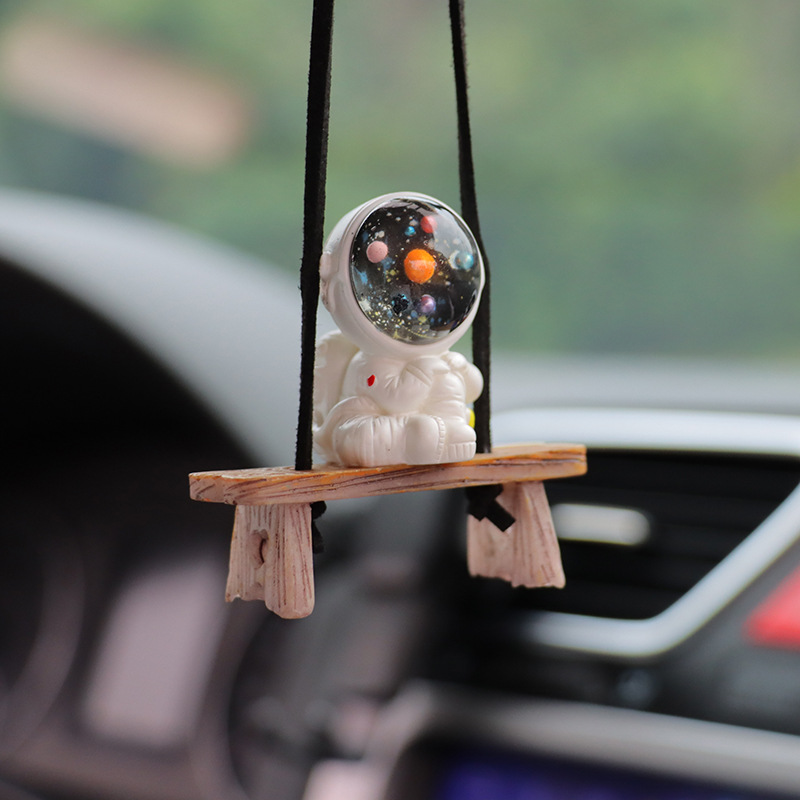 Wholesale a generation of creative astronaut car accessories car hanging car interior pendant car pendant car Crane