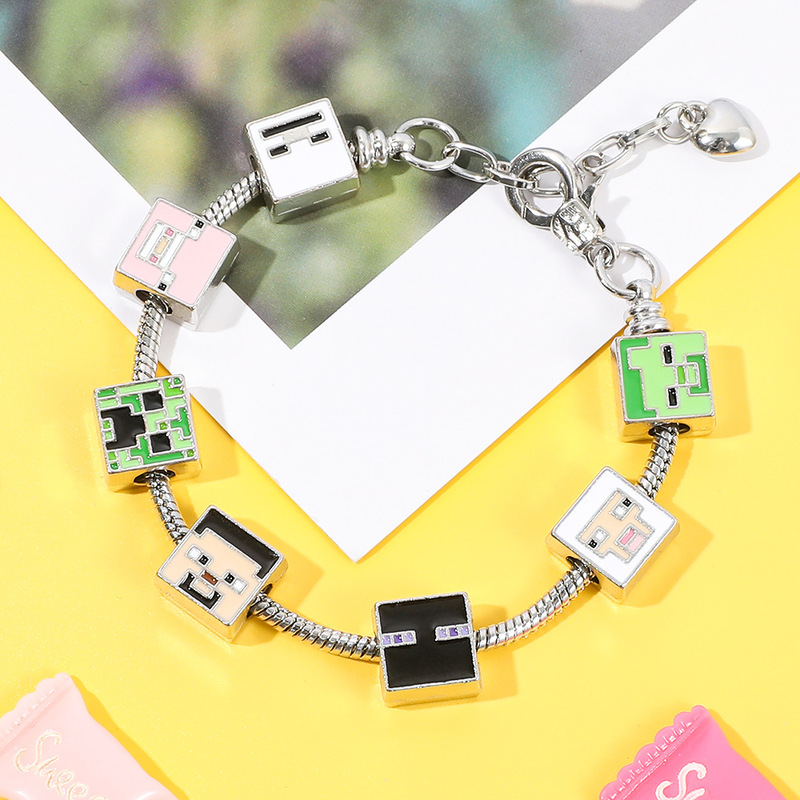 Amazon Cross-Border New Gaming Merchandise: Minecraft Steve, Little Black, Little White, Creeper Beaded Bracelet