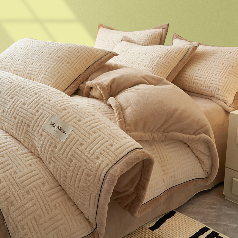 Luz de lujo superior torre de cama de cuatro piezas en invierno grueso calentamiento de lana de coral cama de lana de cama