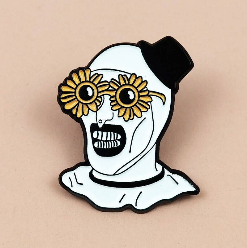 European and American Mummy-Style Brooches with Sunglasses, Personalized Alloy Badges, Clothing and Bag Decorations, in Stock European and American Mummy-Style Brooches with Sunglasses, Personalized Alloy Badges, Clothing and Bag Decorations, in Stock