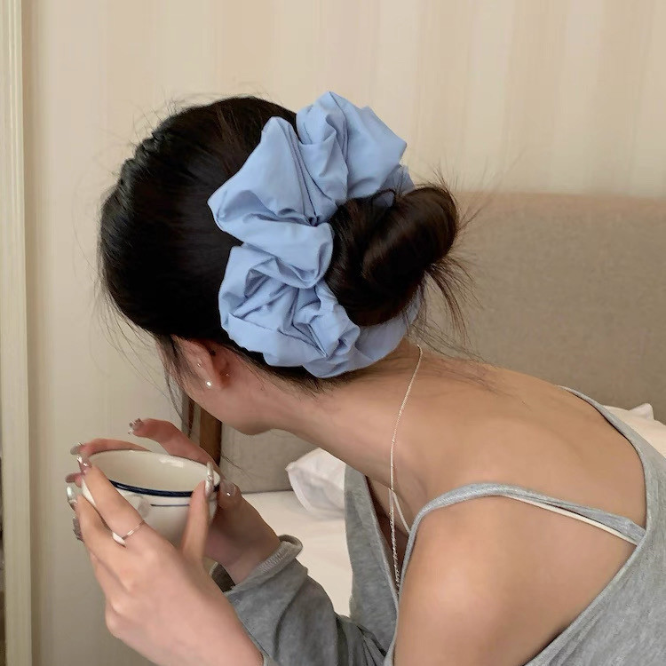 韓国系クリーム色のふわふわスポンジ大腸ヘアリング女性シンプルな団子のひも|undefined
